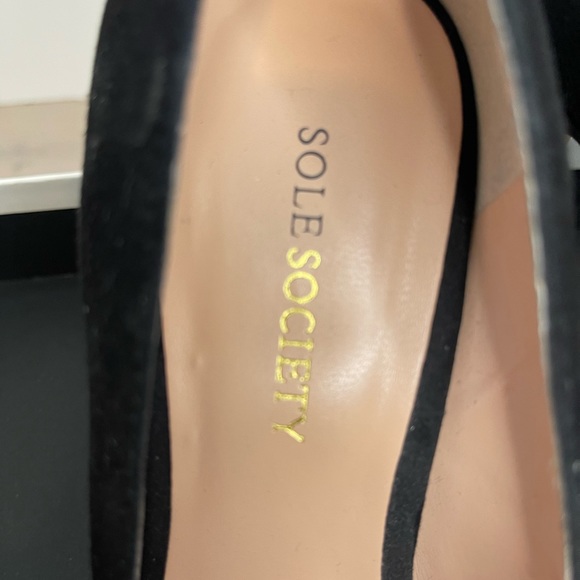Sole Society Black suede heels with bow detail - Picture 8 of 10
